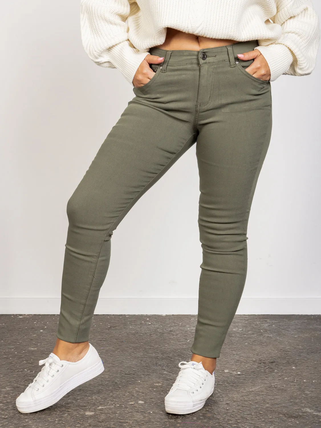 Fern Pants - Khaki Mid Rise