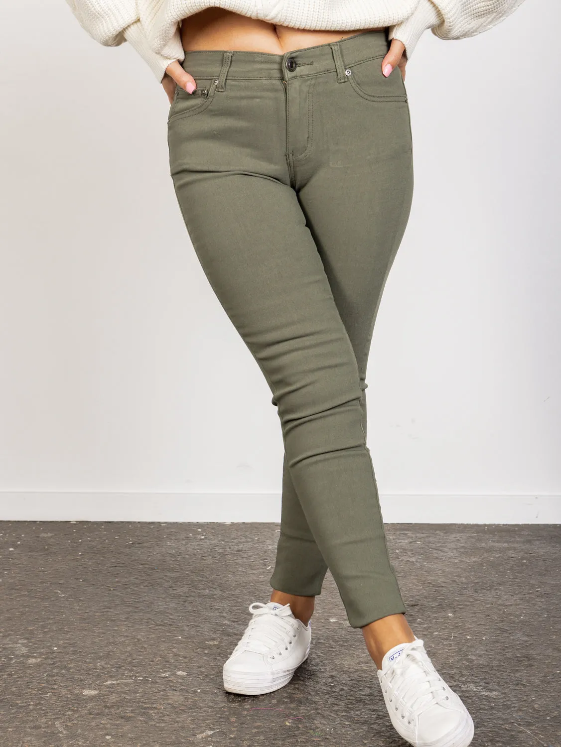 Fern Pants - Khaki Mid Rise